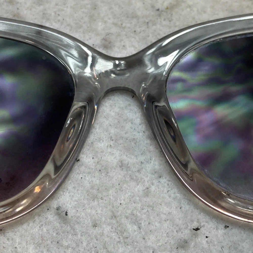 Guess GU7680 Sunglasses OS Gray Transparent Square Gradient Lenses
